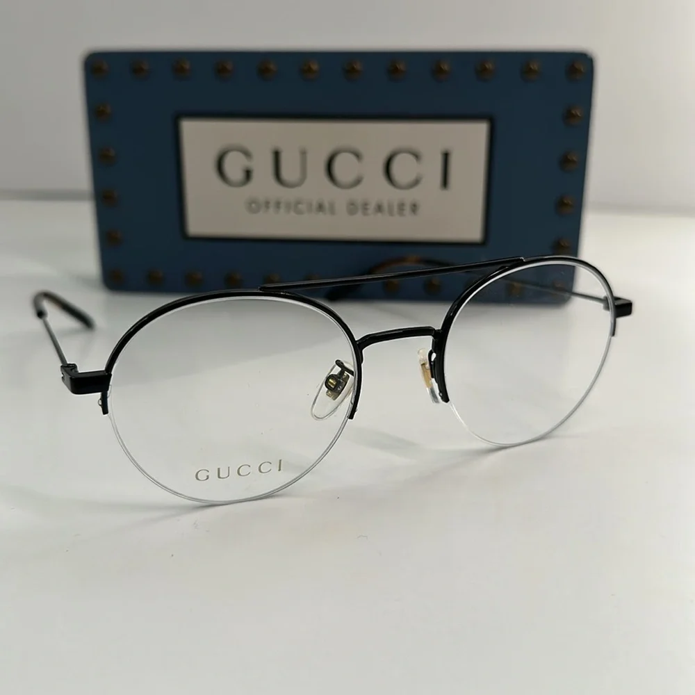 New Gucci GG0682O Oval/Round Eyeglasses – Sleek Metal and Injection Frame Men